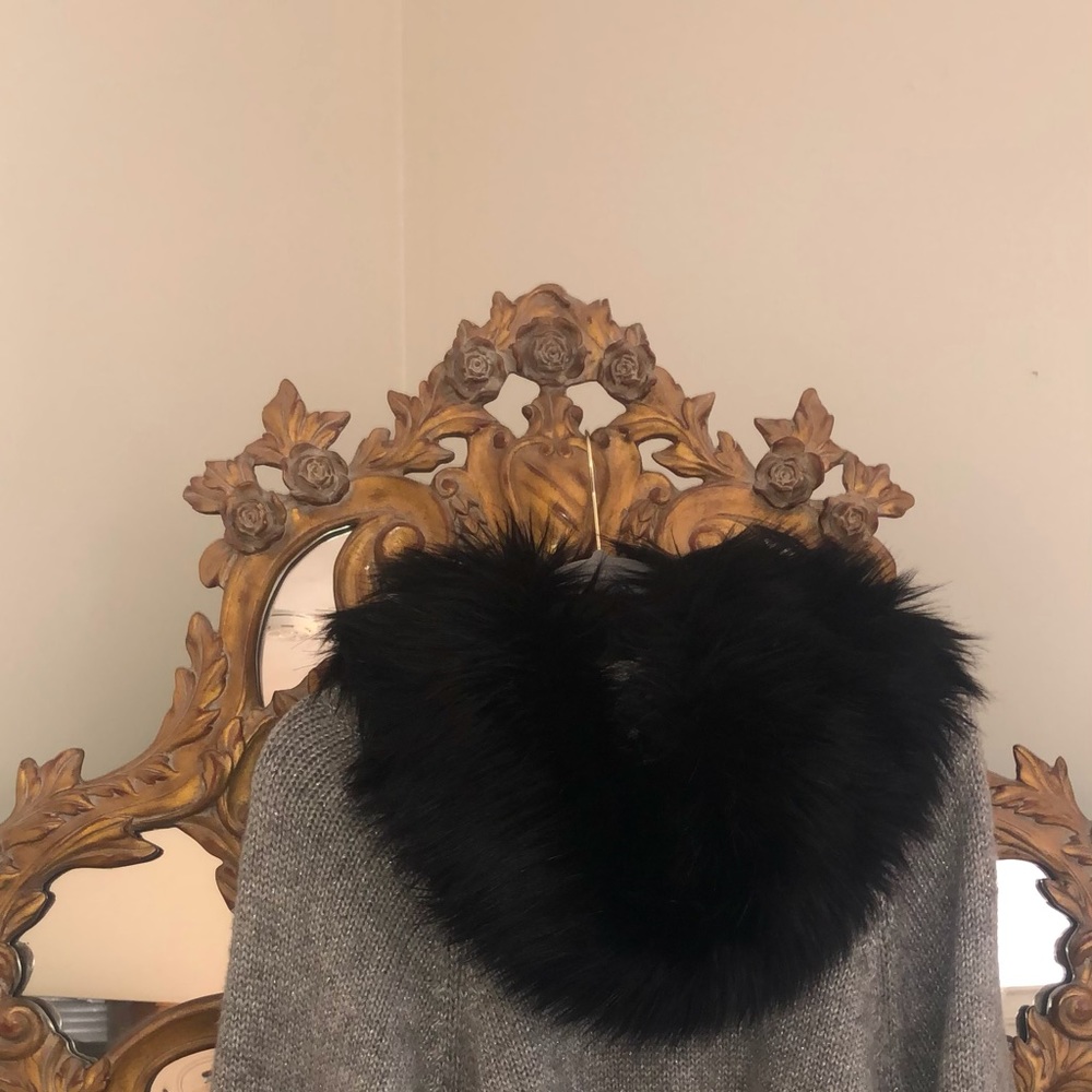 Gray poncho with Faux Fur